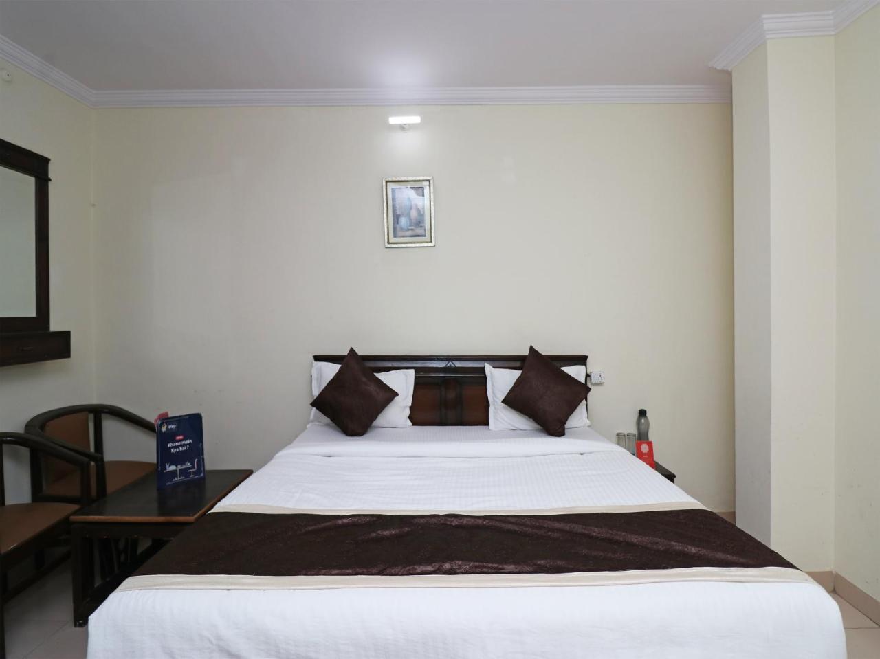 Oyo 23009 Hotel Maxx 勒克瑙 外观 照片